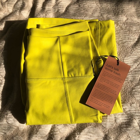 NWT High Waist Biker Shorts - Girlfriend Collective - Picture 7 of 13